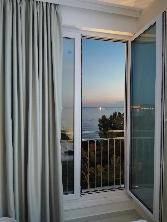 באר Hotel Montenino מראה חיצוני תמונה