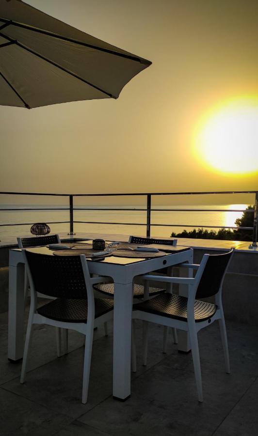באר Hotel Montenino מראה חיצוני תמונה