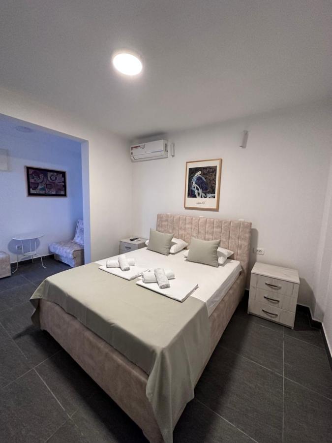 באר Hotel Montenino מראה חיצוני תמונה